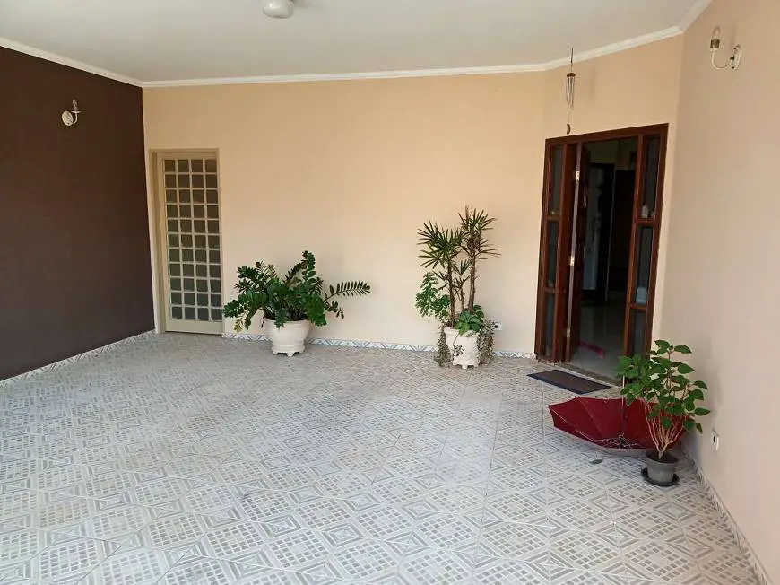 Foto 1 de Casa com 3 Quartos à venda, 262m² em Marília, Marília