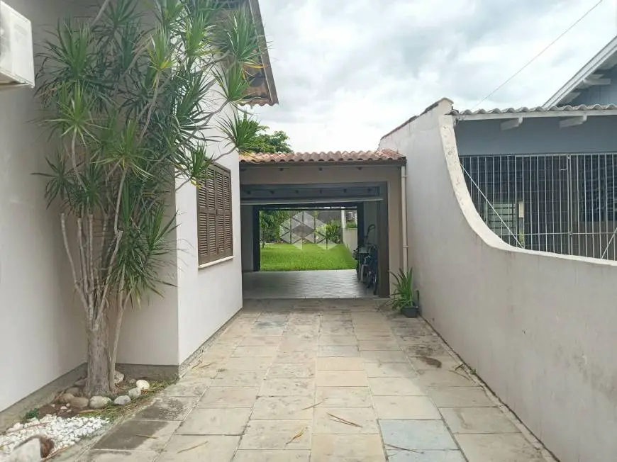 Foto 3 de Casa com 3 Quartos à venda, 484m² em Niterói, Canoas
