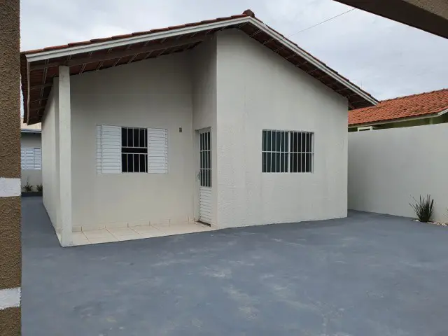 Foto 3 de Casa com 3 Quartos à venda, 105m² em Residencial Coxipo, Cuiabá