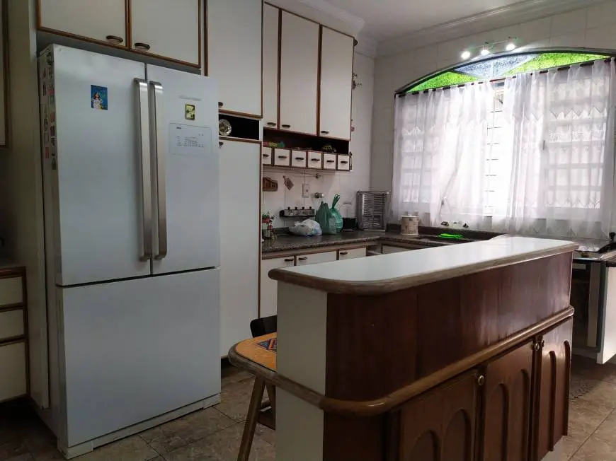Foto 4 de Casa com 3 Quartos à venda, 250m² em Vila Carrão, São Paulo