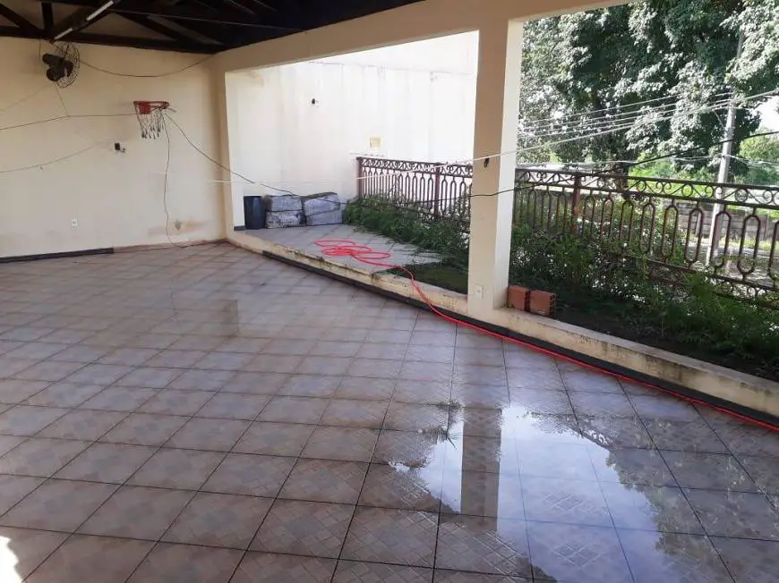Foto 2 de Casa com 4 Quartos à venda, 415m² em Jardim Costa do Sol, Cuiabá