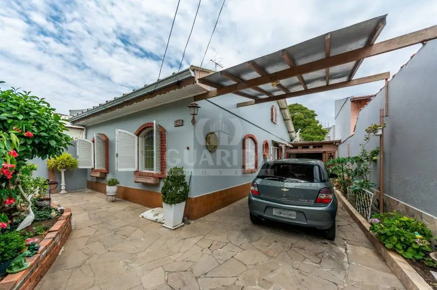 Foto 2 de Casa com 4 Quartos à venda, 95m² em Partenon, Porto Alegre