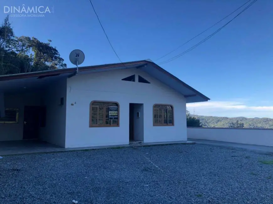Foto 1 de Casa com 4 Quartos à venda, 100m² em Ponta Aguda, Blumenau