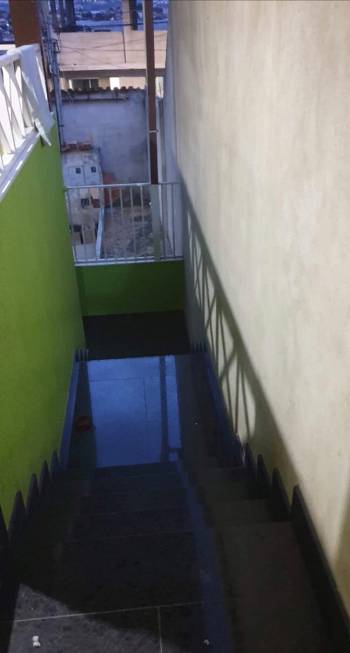 Foto 2 de Casa com 4 Quartos para alugar, 270m² em Providência, Belo Horizonte