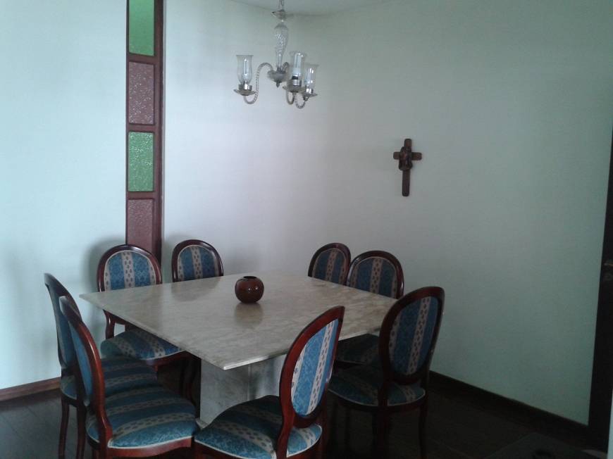 Foto 3 de Casa com 4 Quartos à venda, 241m² em São Lucas, Belo Horizonte