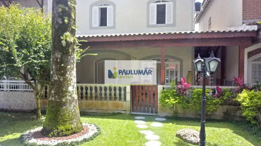 Foto 1 de Casa de Condomínio com 3 Quartos à venda, 128m² em Vila Sao Paulo, Mongaguá