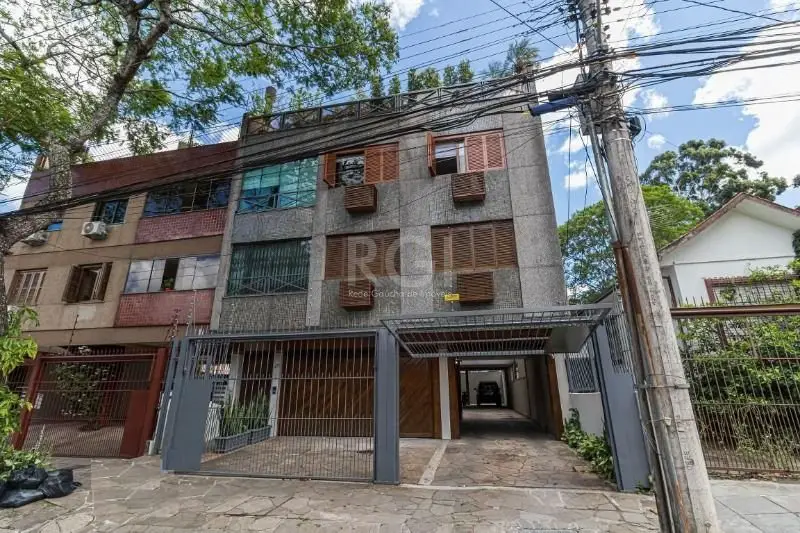 Foto 1 de Cobertura com 3 Quartos para alugar, 237m² em Passo da Areia, Porto Alegre