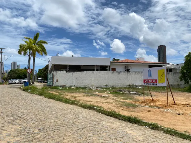 Foto 1 de Lote/Terreno à venda, 1333m² em Ipês, João Pessoa