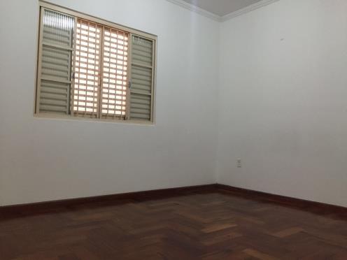 Foto 2 de Sobrado com 3 Quartos à venda, 120m² em Centro, Jundiaí