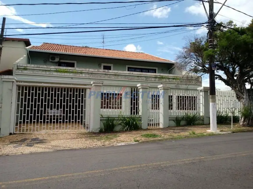 Foto 1 de Sobrado com 4 Quartos para venda ou aluguel, 400m² em Jardim das Paineiras, Campinas