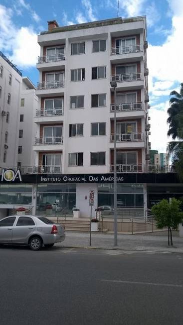 Foto 1 de Apartamento com 1 Quarto para alugar, 76m² em Centro, Joinville