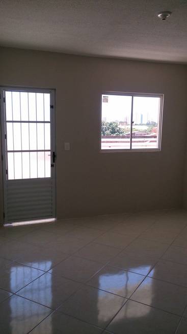 Foto 3 de Apartamento com 1 Quarto para alugar, 30m² em Jardim América, Fortaleza