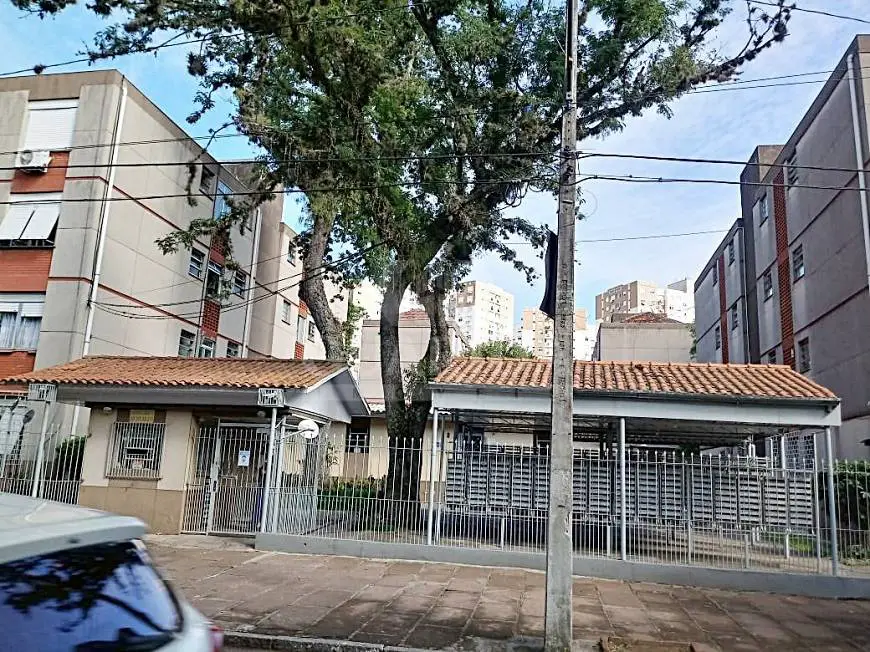 Foto 1 de Apartamento com 1 Quarto à venda, 35m² em Jardim Itú Sabará, Porto Alegre