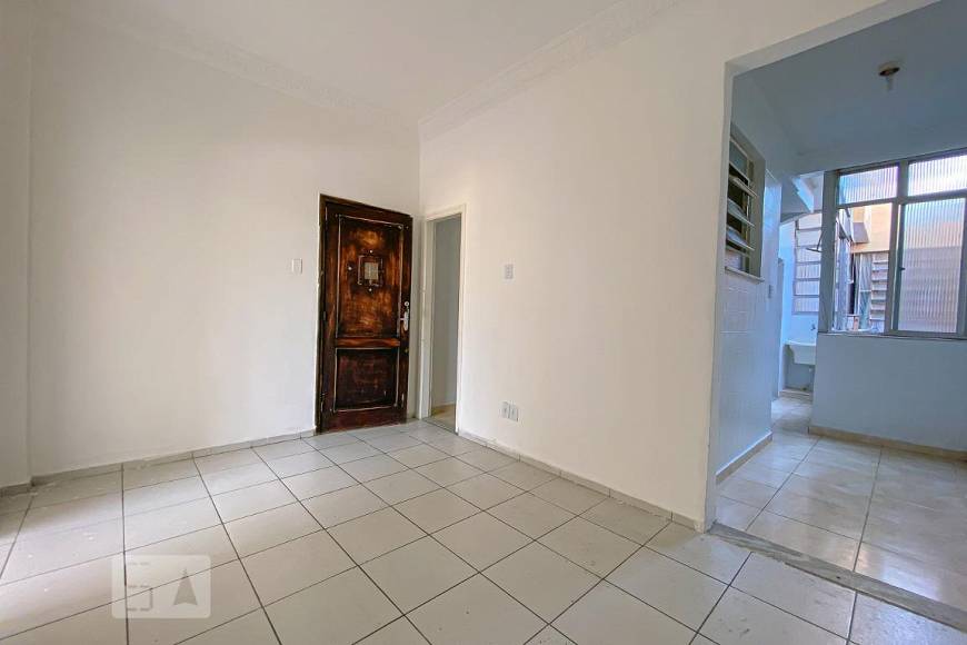 Foto 2 de Apartamento com 1 Quarto para alugar, 55m² em Ramos, Rio de Janeiro