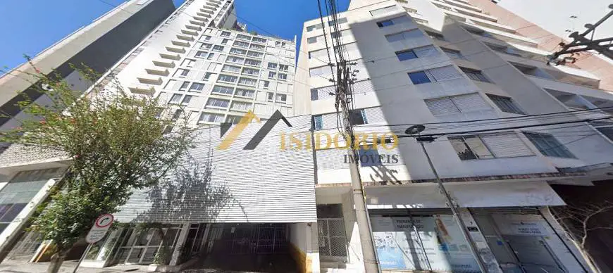 Foto 1 de Apartamento com 2 Quartos para alugar, 56m² em Centro, Curitiba