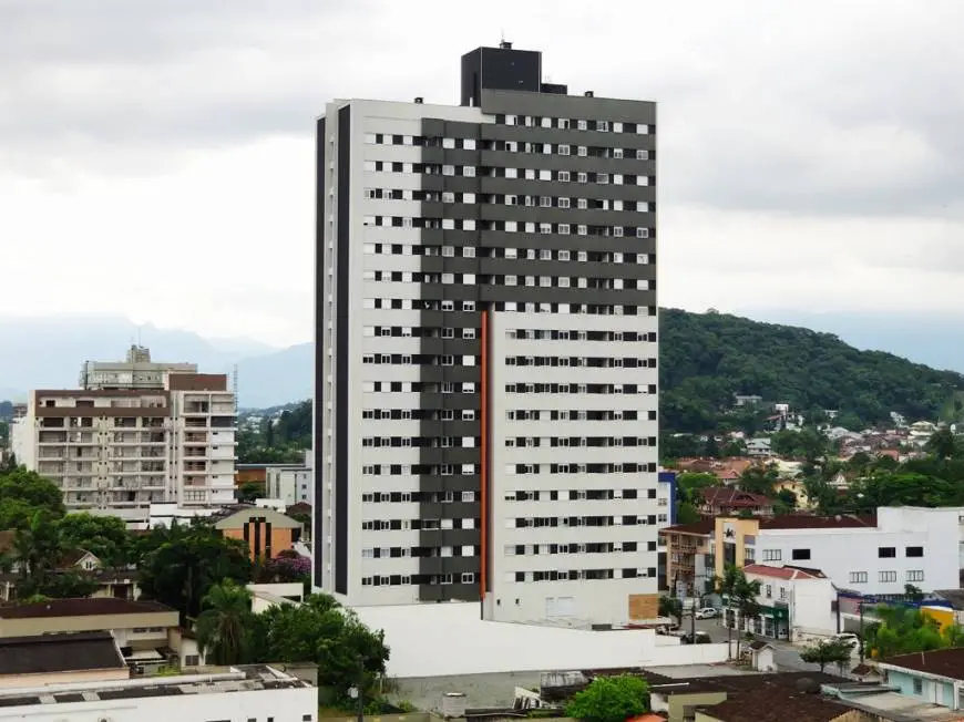 Foto 2 de Apartamento com 2 Quartos para alugar, 73m² em Centro, Joinville