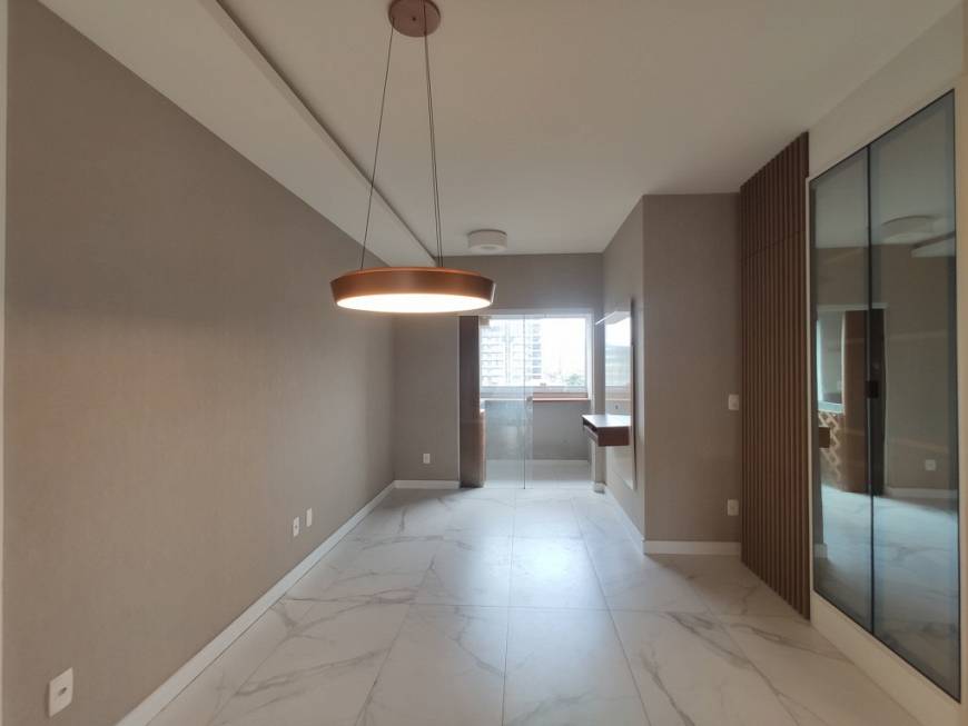 Foto 5 de Apartamento com 2 Quartos para alugar, 73m² em Centro, Joinville