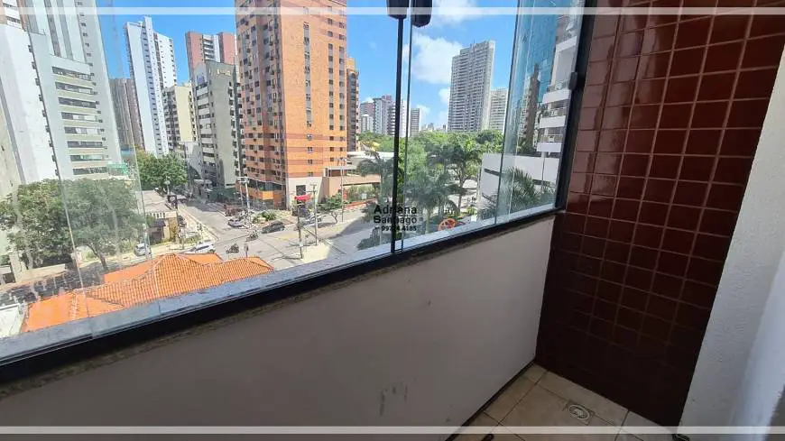 Foto 4 de Apartamento com 2 Quartos à venda, 70m² em Meireles, Fortaleza