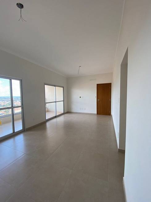 Foto 1 de Apartamento com 2 Quartos à venda, 102m² em Vila Bandeirantes, Araçatuba