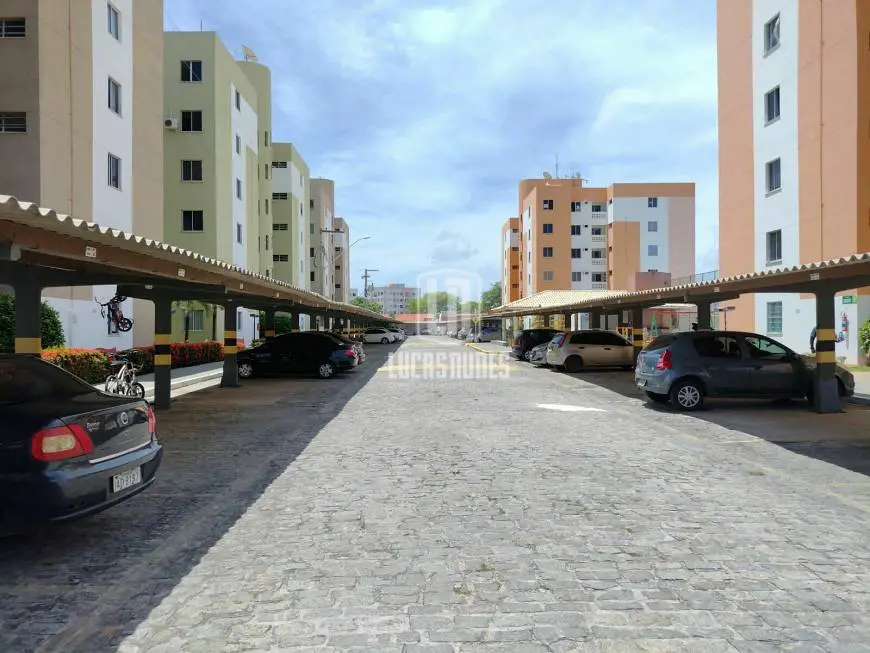 Foto 4 de Apartamento com 3 Quartos à venda, 67m² em Aruana, Aracaju