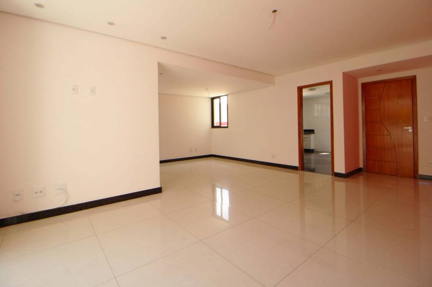 Foto 1 de Apartamento com 3 Quartos para alugar, 90m² em Barreiro, Belo Horizonte