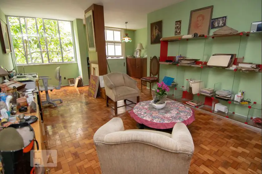 Foto 2 de Apartamento com 3 Quartos para alugar, 100m² em Leme, Rio de Janeiro