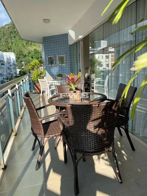 Foto 1 de Apartamento com 3 Quartos para venda ou aluguel, 130m² em Parque das Palmeiras, Angra dos Reis