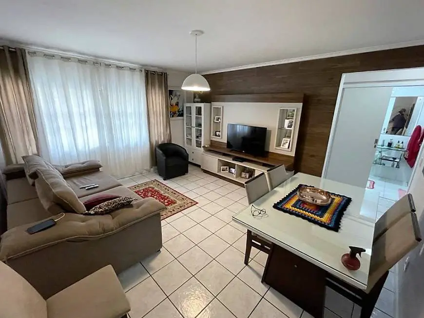 Foto 1 de Apartamento com 3 Quartos à venda, 74m² em Ponta de Baixo, São José
