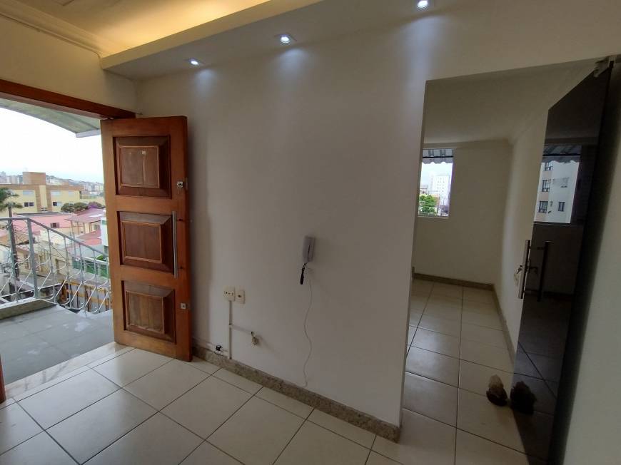 Foto 1 de Apartamento com 3 Quartos para alugar, 180m² em Prado, Belo Horizonte