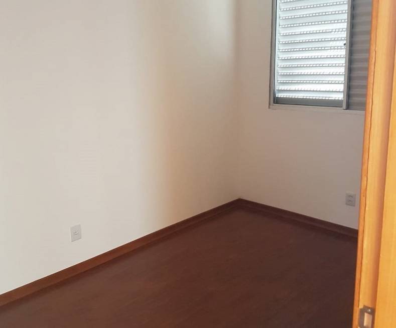Foto 4 de Apartamento com 3 Quartos à venda, 81m² em Serrano, Belo Horizonte