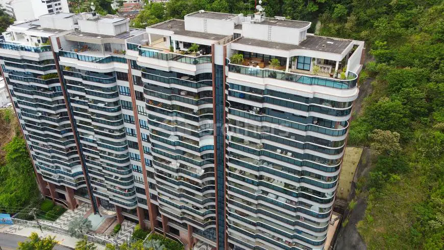 Foto 2 de Apartamento com 4 Quartos à venda, 330m² em Boa Viagem, Niterói