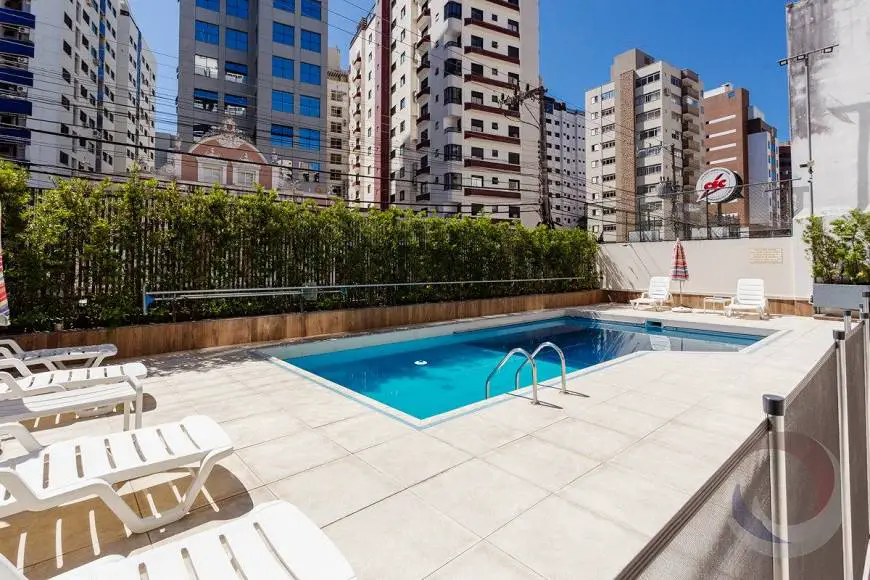 Foto 1 de Apartamento com 4 Quartos à venda, 239m² em Centro, Florianópolis