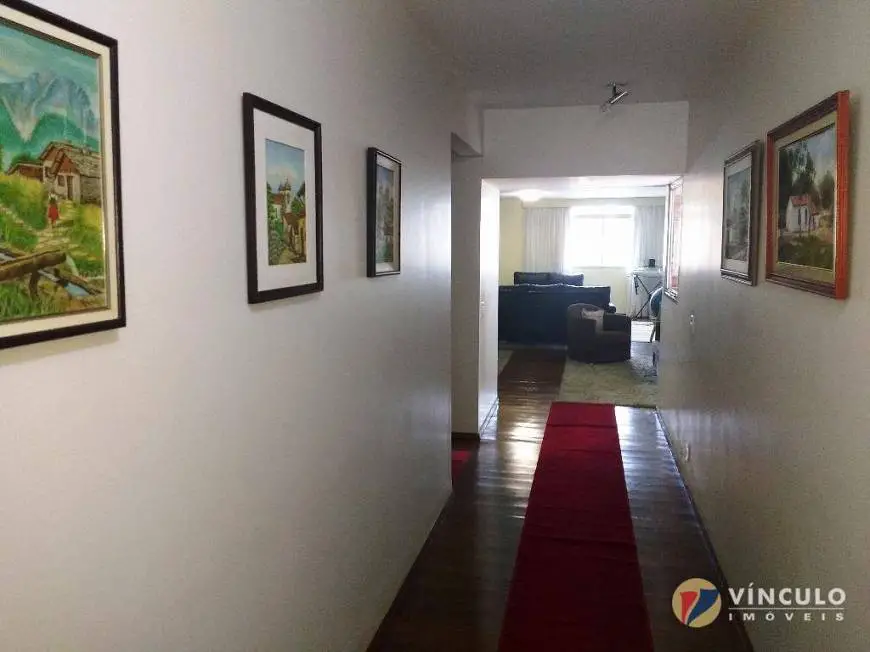 Foto 5 de Apartamento com 4 Quartos à venda, 212m² em Centro, Uberaba