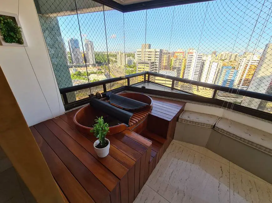 Foto 2 de Apartamento com 4 Quartos à venda, 173m² em Pituba, Salvador
