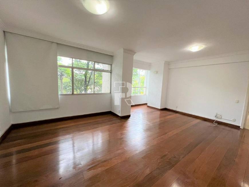 Foto 4 de Apartamento com 4 Quartos para alugar, 250m² em Sion, Belo Horizonte