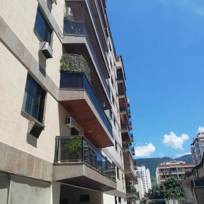 Foto 1 de Apartamento com 4 Quartos à venda, 180m² em Vila Isabel, Rio de Janeiro