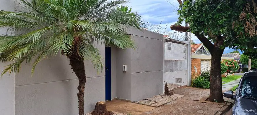Foto 1 de Casa com 3 Quartos para alugar, 300m² em Alto da Boa Vista, Ribeirão Preto