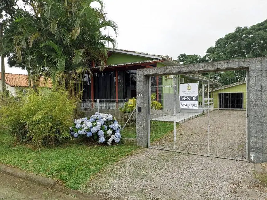 Foto 1 de Casa com 3 Quartos à venda, 190m² em Centro, Forquilhinha