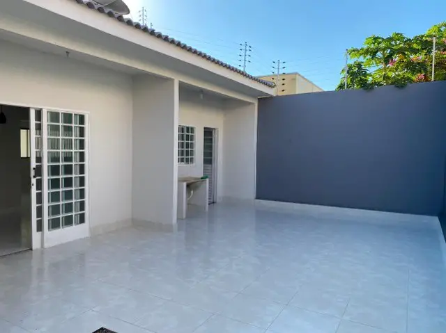 Foto 3 de Casa com 3 Quartos à venda, 250m² em Jardim Jockey Club, Cuiabá