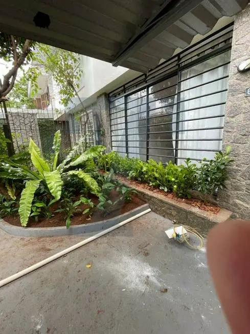 Foto 1 de Casa com 3 Quartos para alugar, 136m² em Jardim Paulistano, São Paulo