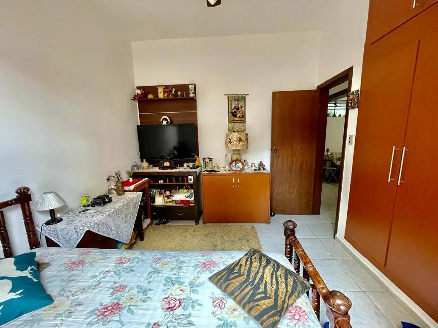 Foto 3 de Casa com 4 Quartos à venda, 241m² em Jaraguá, Belo Horizonte