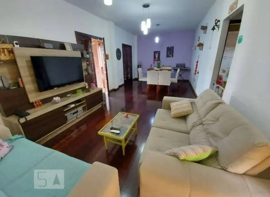 Foto 1 de Casa com 4 Quartos para alugar, 335m² em Taquara, Rio de Janeiro