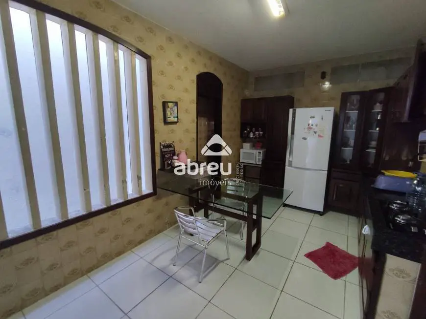 Foto 5 de Casa com 6 Quartos à venda, 320m² em Barro Vermelho, Natal