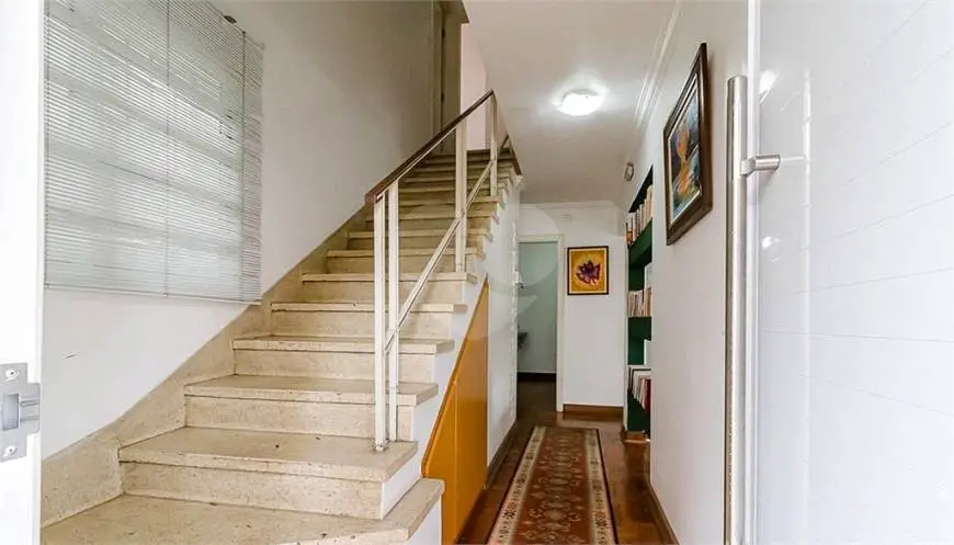 Foto 3 de Casa com 7 Quartos à venda, 300m² em Vila Mariana, São Paulo