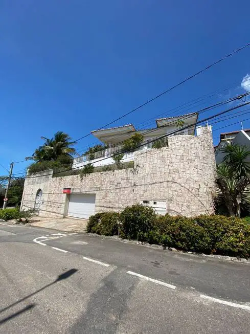 Foto 2 de Casa com 8 Quartos à venda, 1400m² em Ilha do Boi, Vitória