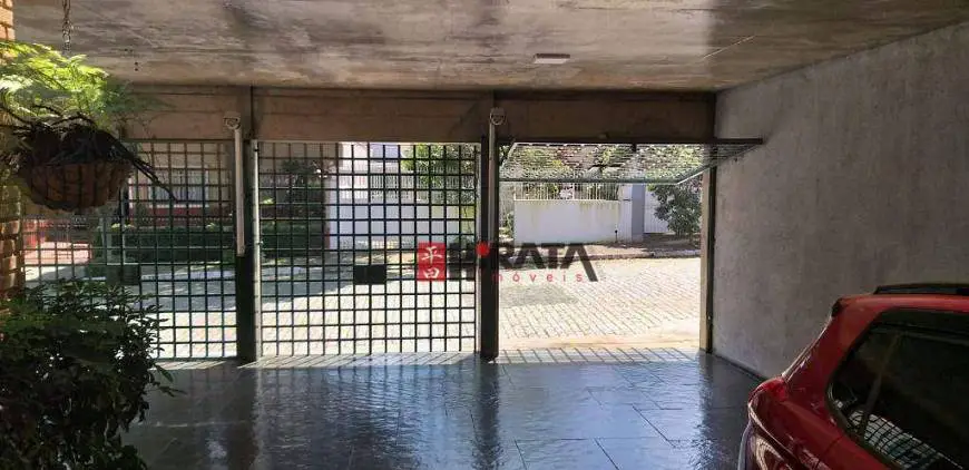 Foto 1 de Sobrado com 4 Quartos à venda, 465m² em Vila Cordeiro, São Paulo
