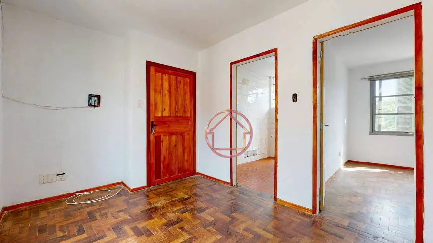 Foto 1 de Apartamento com 1 Quarto à venda, 42m² em Jardim Itú Sabará, Porto Alegre