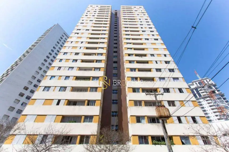 Foto 1 de Apartamento com 2 Quartos à venda, 82m² em Batel, Curitiba