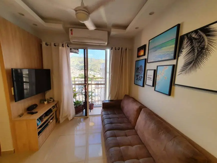 Foto 1 de Apartamento com 2 Quartos à venda, 44m² em Cascadura, Rio de Janeiro