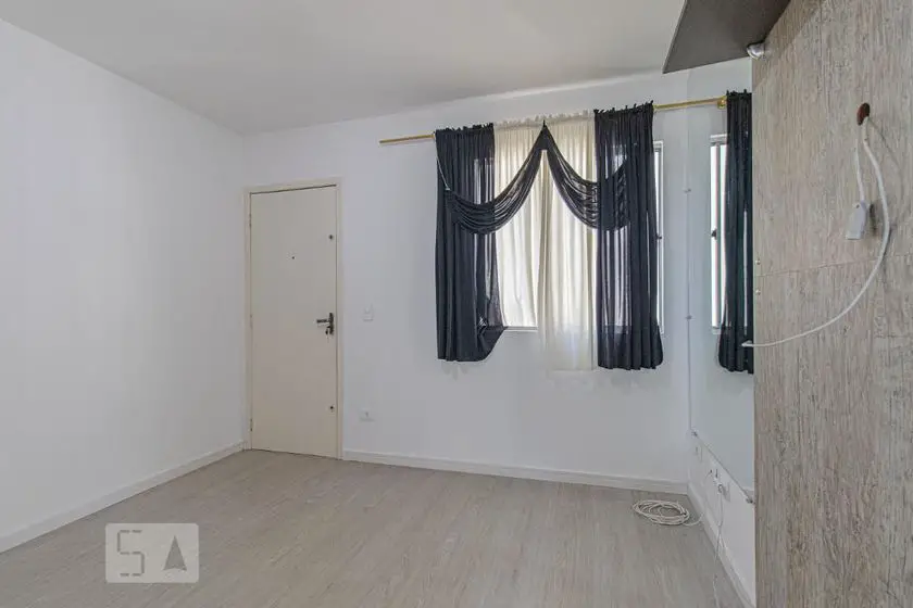 Foto 1 de Apartamento com 2 Quartos para alugar, 400m² em Sitio Cercado, Curitiba